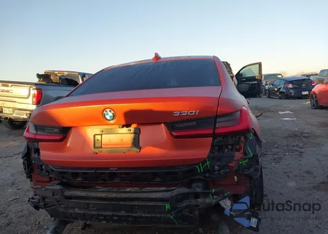 2021 BMW 330I z USA, uszkodzony, nr VIN 3MW5R1J02M8B96788